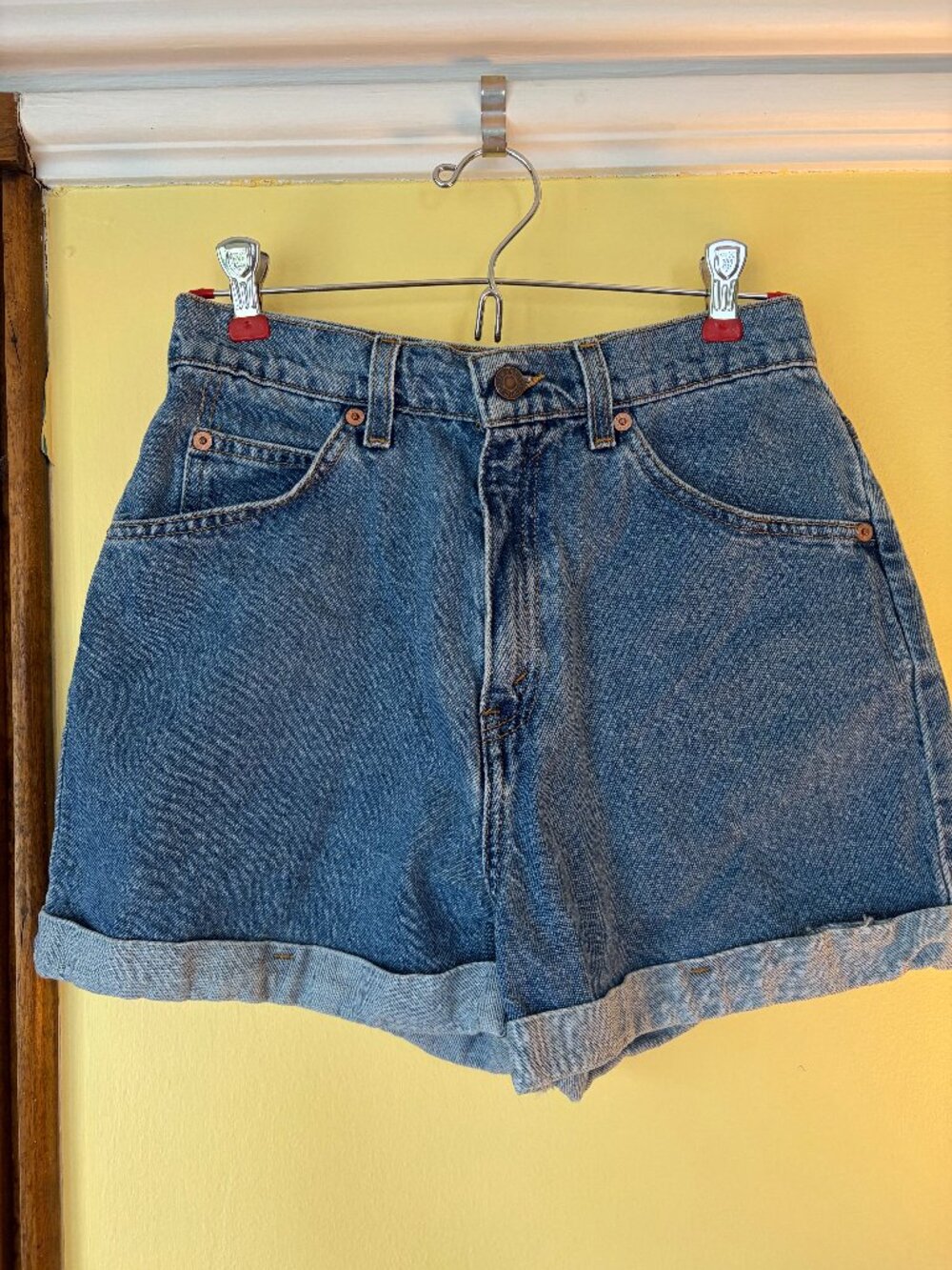 Vtg Levi’s 954 Jean Shorts Womens 9 Jrs High Rise Cuffed 90’s Orange Tab Denim